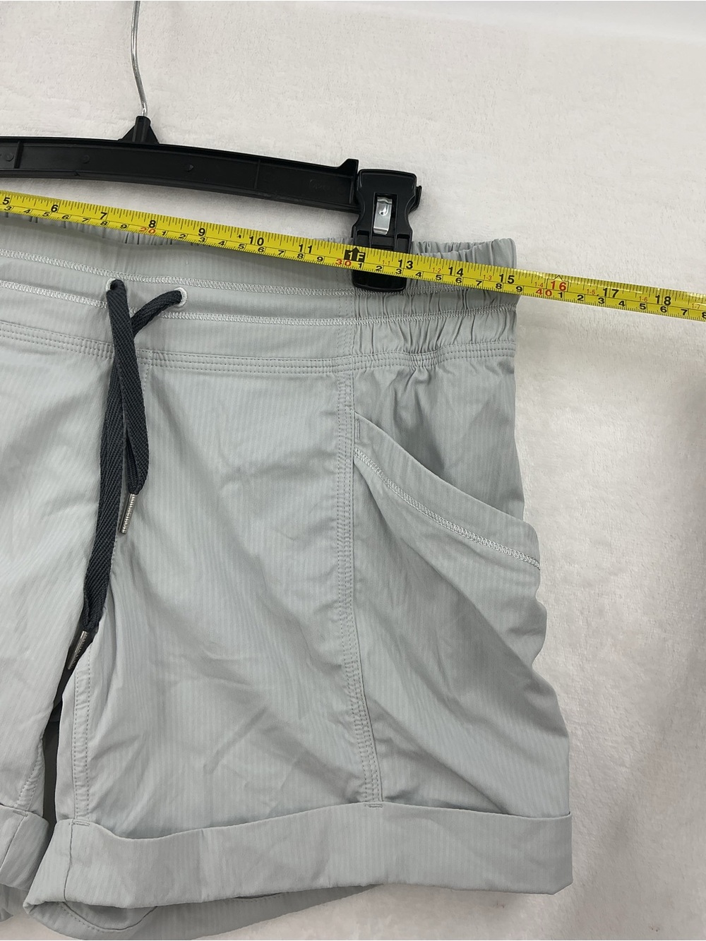 lululemon athletica Light Gray Drawstring Athletic Shorts 897 - Picture 3 of 7